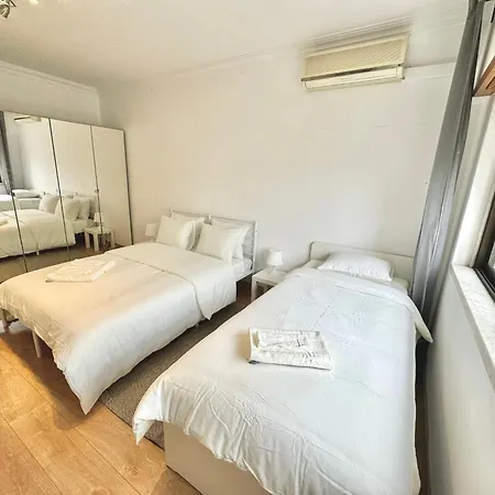 Pensionat Parque Nacoes Paradise *