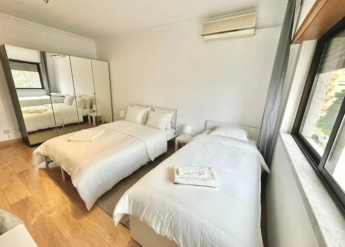 Гостевой дом Parque Nacoes Paradise *