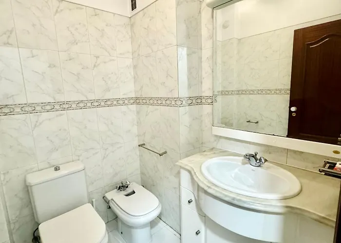 Parque Nacoes Paradise Лиссабон